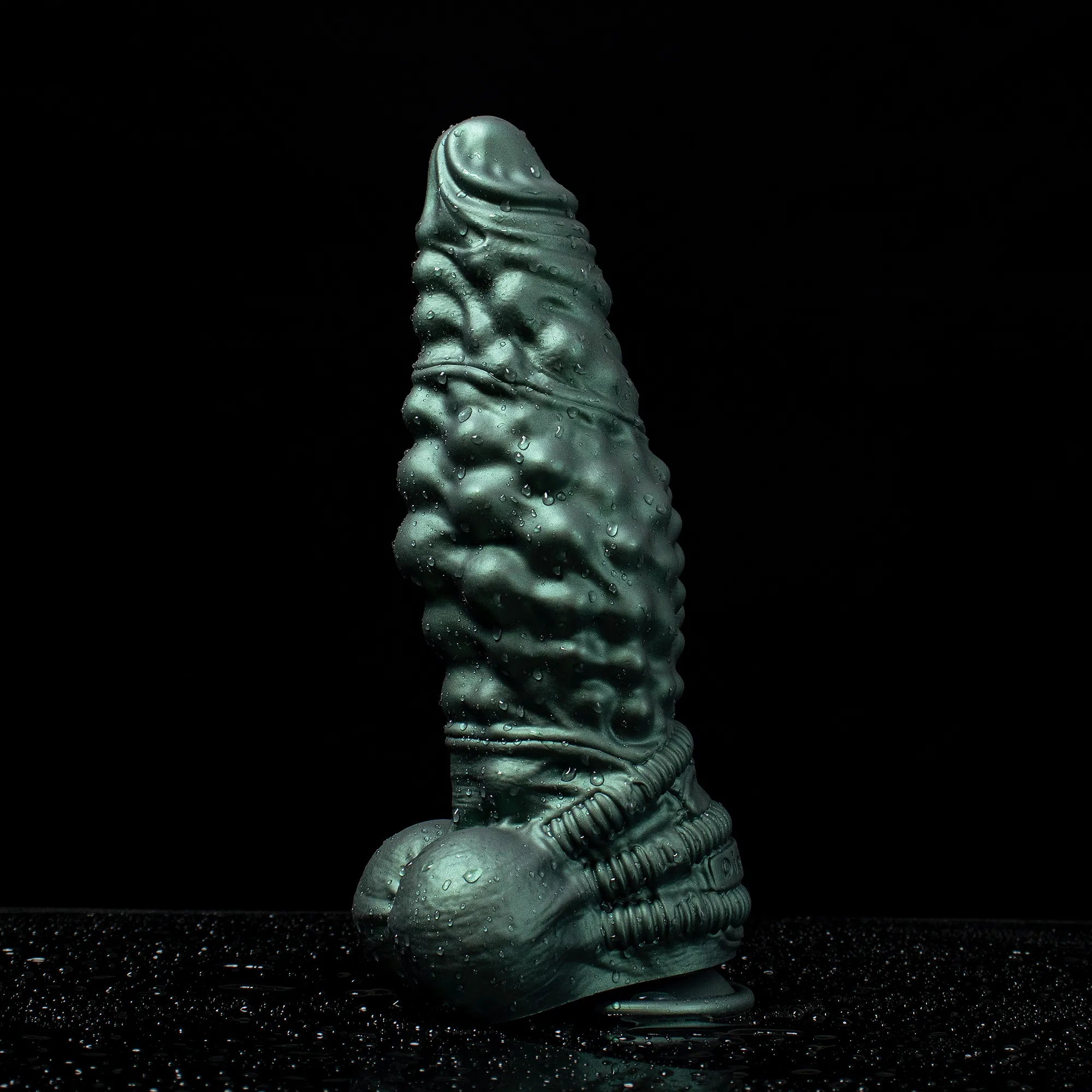 Oieffur Nexus Node Monster Toy fantasy dildo with alien texture, platinum silicone material, showcasing detailed surface design. 메인 이미지